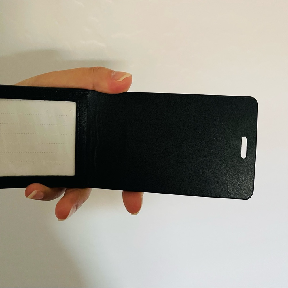 ๐น Away Travel Black Leather Luggage Tag Accessory - Picture 7 of 7